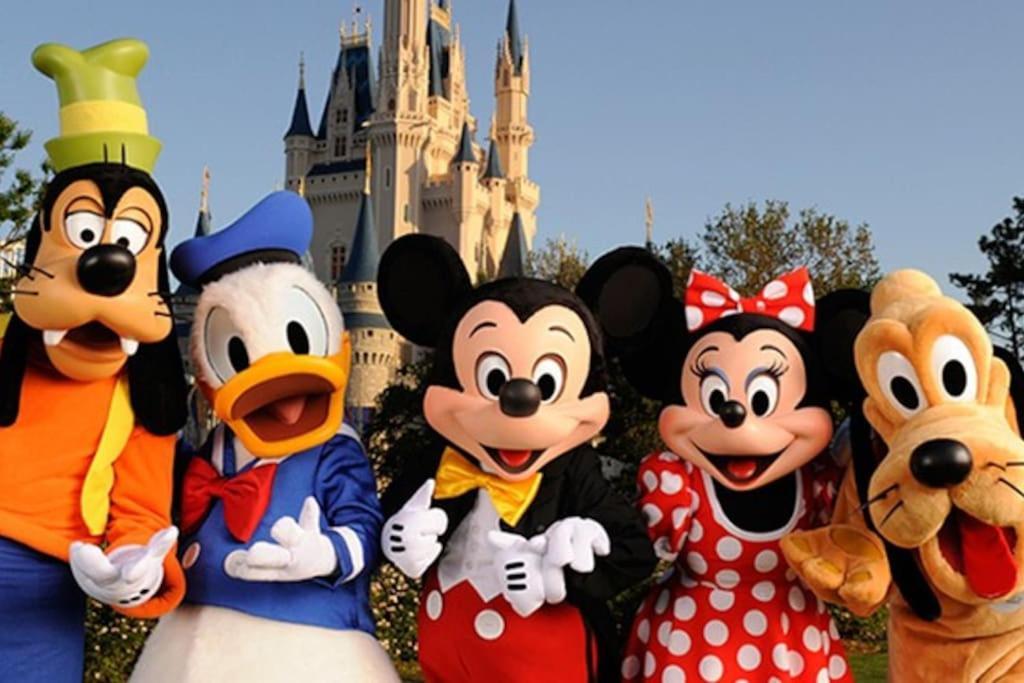 Sejour En Famille Ou Amis A Disneyland & Paris ローニュ エクステリア 写真
