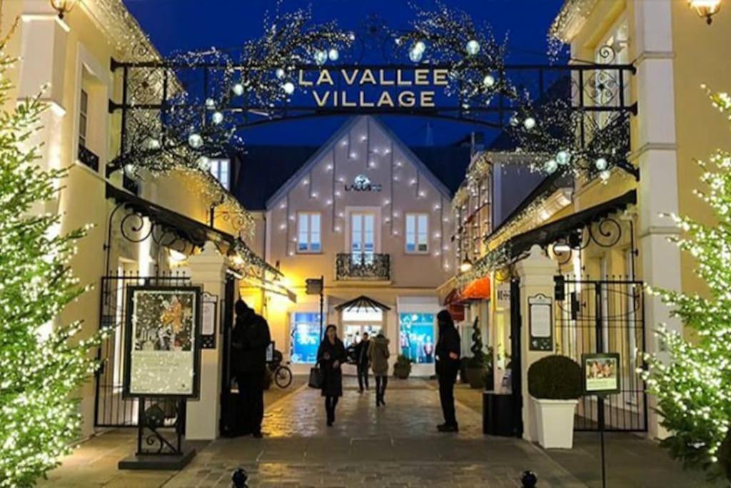 Sejour En Famille Ou Amis A Disneyland & Paris ローニュ エクステリア 写真